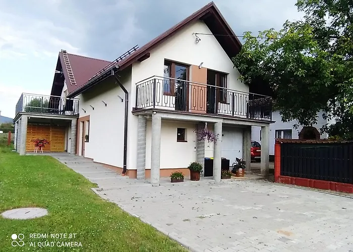 Domek Na Skraju Wsi